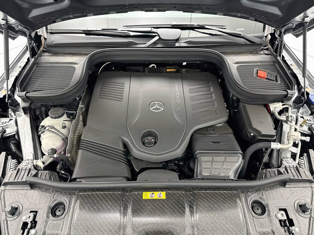 New 2026 Mercedes-Benz GLS 450 4MATIC image 28