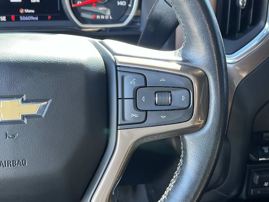 Used 2020 Chevrolet Silverado 3500 High Country image 31