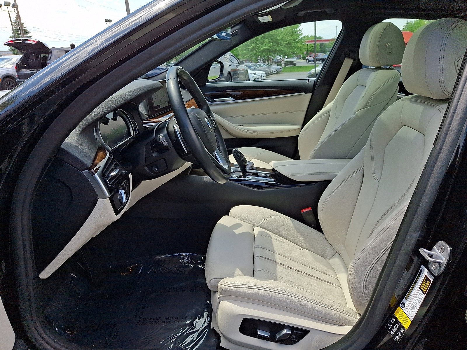 Used 2019 BMW 530i xDrive AWD/4WD image 13