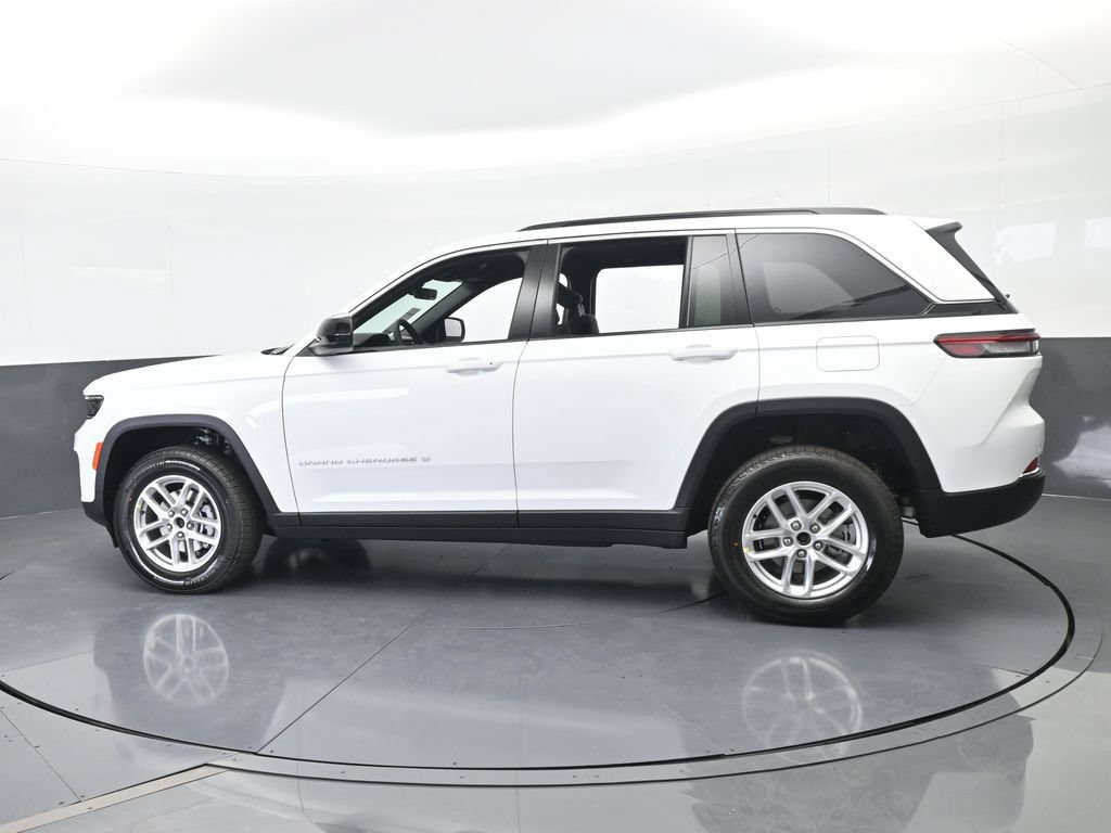 New 2026 Jeep Grand Cherokee Laredo X AWD/4WD image 3