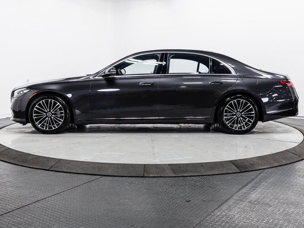 Used 2023 Mercedes-Benz S 580e 4MATIC Sedan video 4