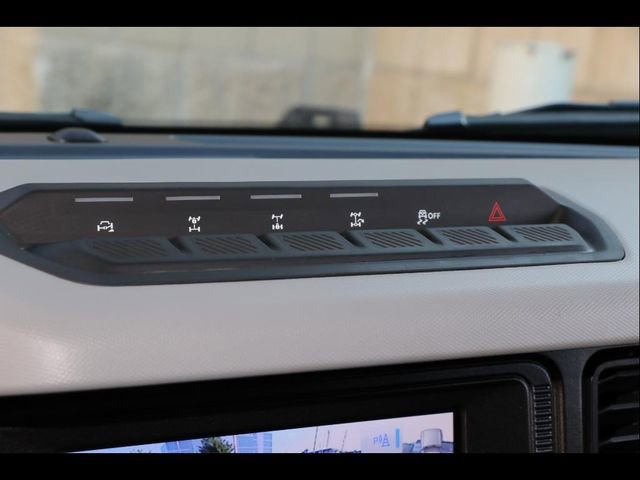 Used 2021 Ford Bronco Badlands image 28