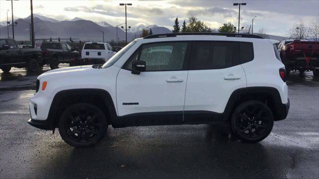 Certified 2022 Jeep Renegade Altitude w/ Convenience Group image 5