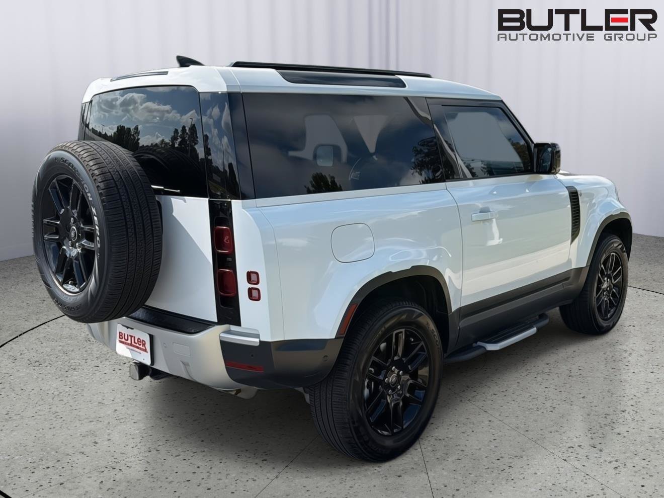 Used 2023 Land Rover Defender 90 SE AWD/4WD image 6