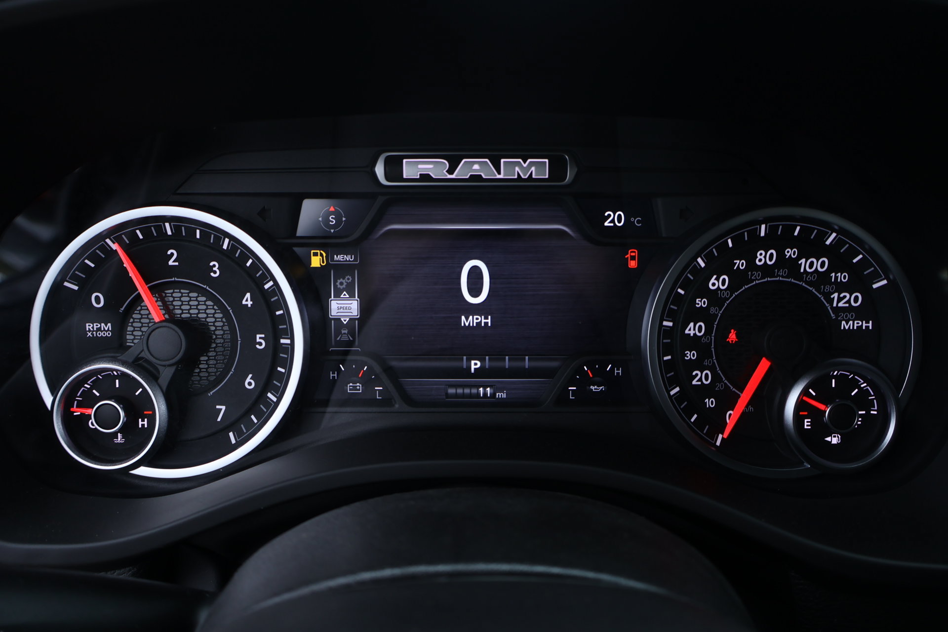 New 2027 RAM 1500 Express AWD/4WD image 4