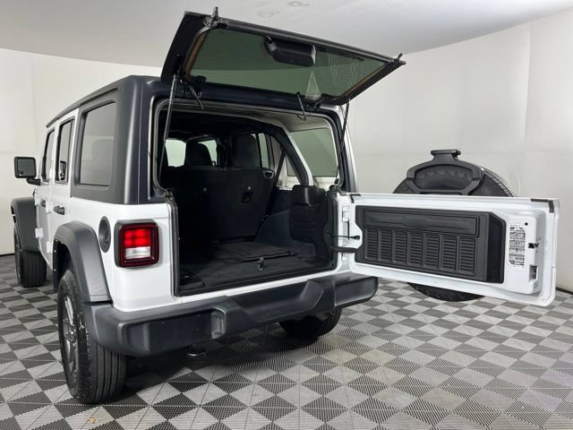 Used 2024 Jeep Wrangler Unlimited Sport AWD/4WD image 42