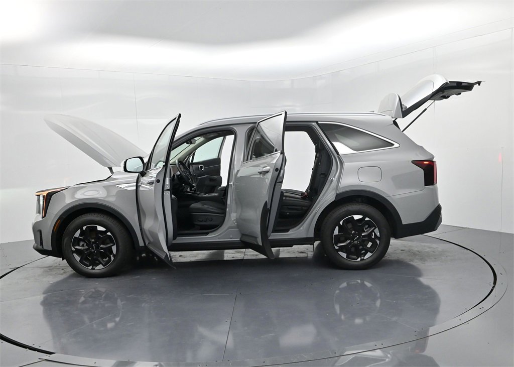 New 2025 Kia Sorento S image 56