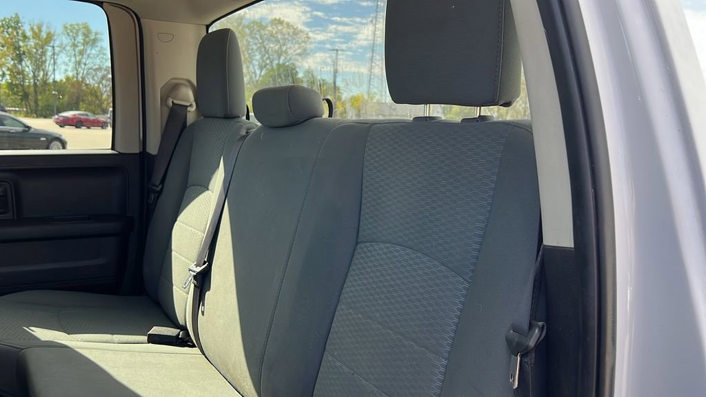 Used 2019 RAM 1500 ST AWD/4WD image 30