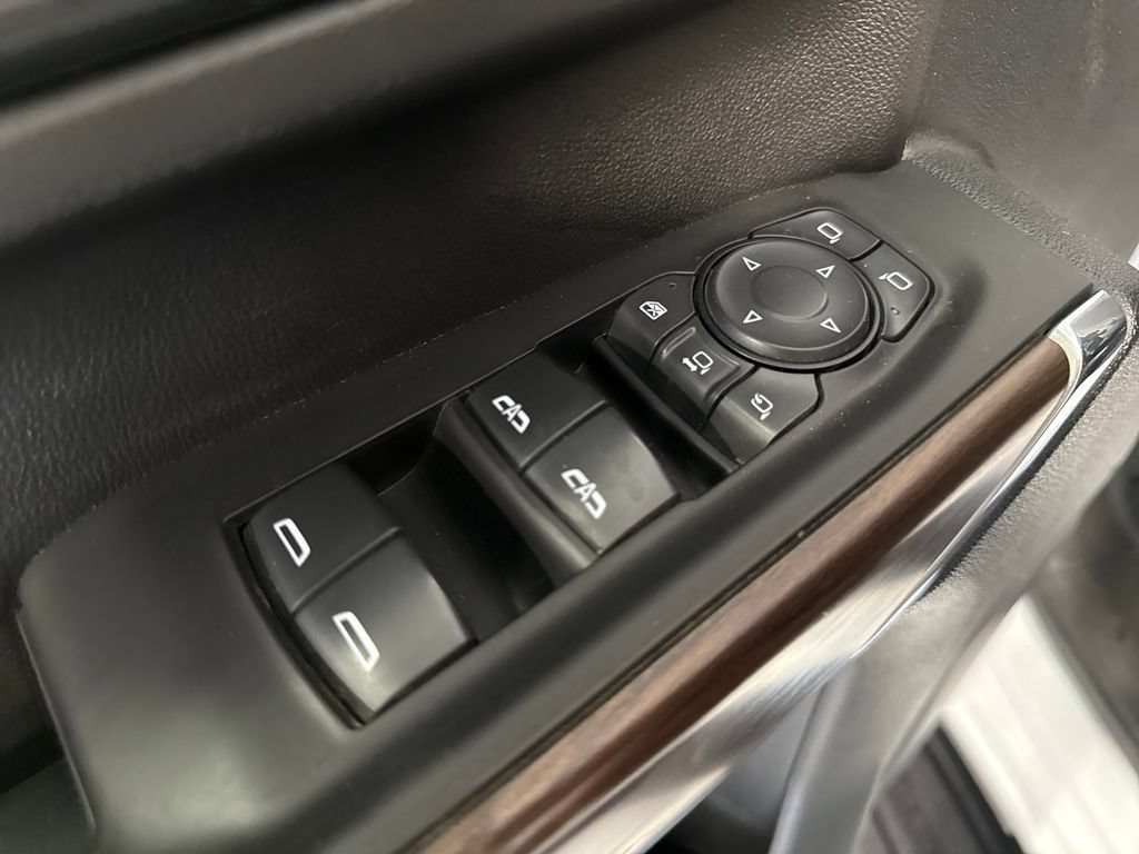 Used 2021 GMC Sierra 2500 SLT AWD/4WD image 32