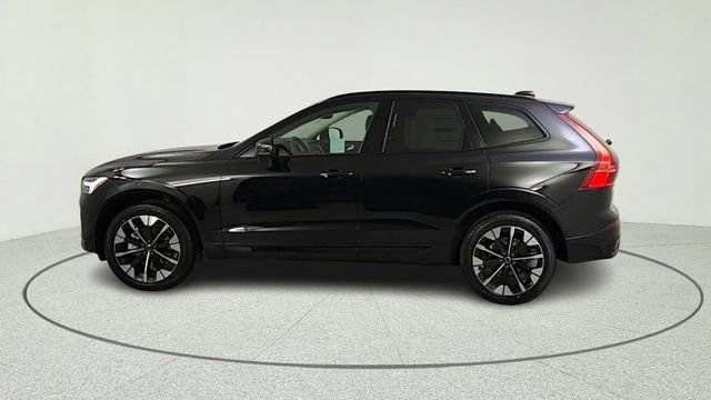 New 2026 Volvo XC60 B5 Plus w/ Protection Package AWD/4WD image 4
