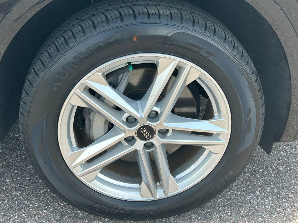 Certified 2024 Audi Q5 e Premium Plus w/ Premium Plus Package image 24