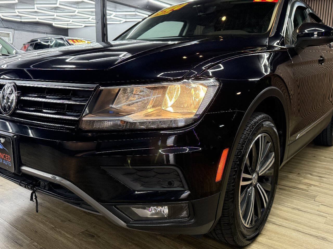 Used 2019 Volkswagen Tiguan SEL w/ 3rd Row Seat Package AWD/4WD image 26