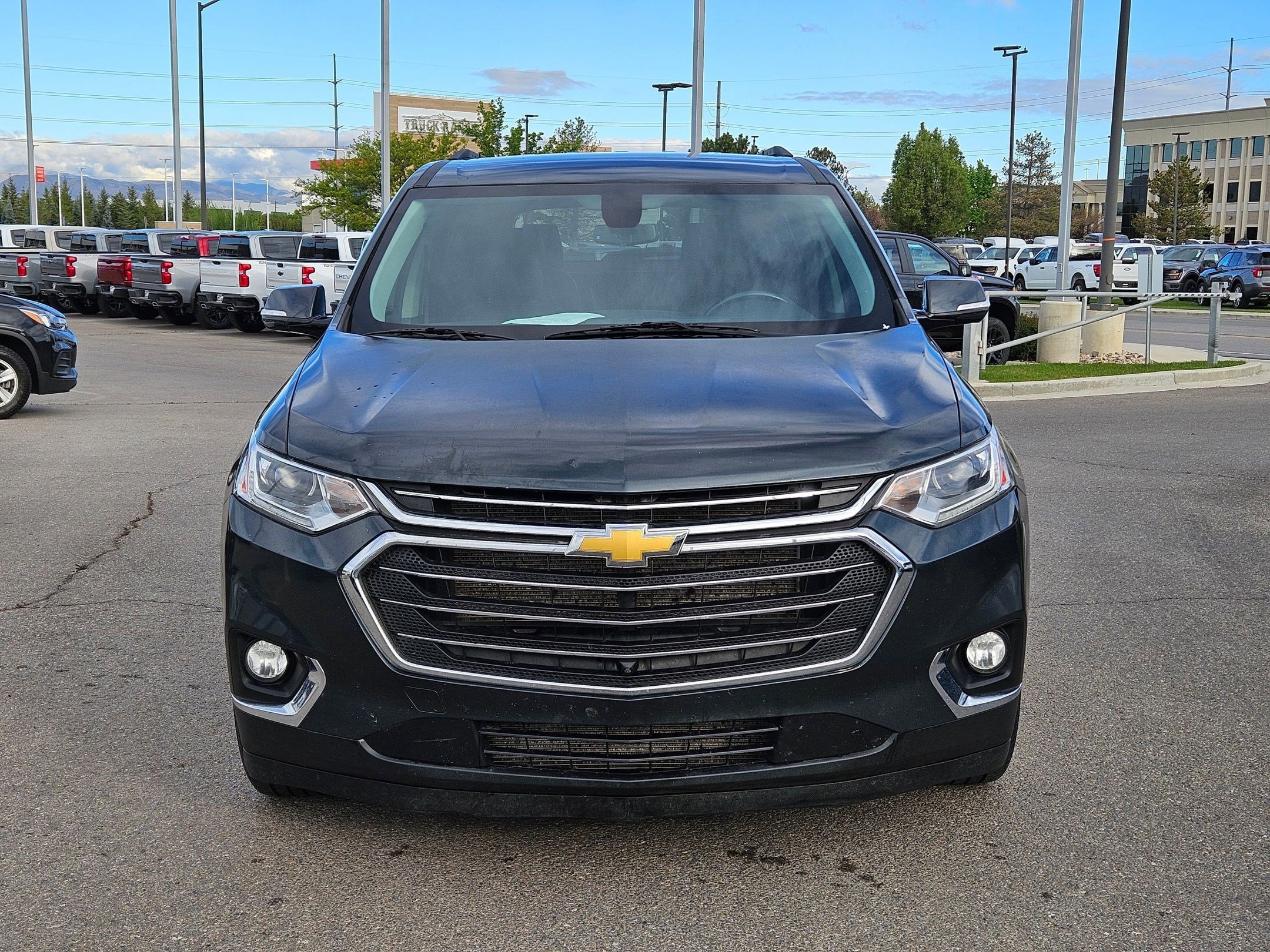 Used 2020 Chevrolet Traverse LT w/ LT Premium Package AWD/4WD image 9