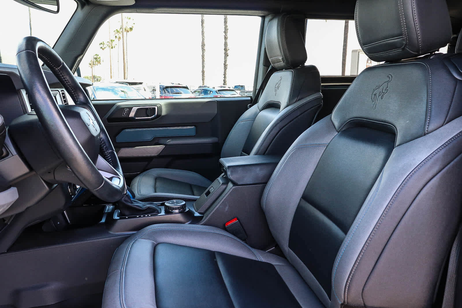 Used 2022 Ford Bronco Black Diamond image 27