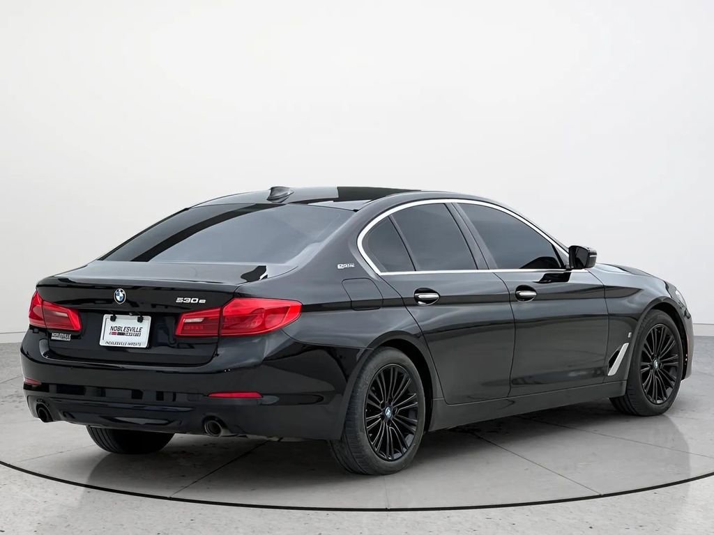 Used 2018 BMW 530e xDrive image 2