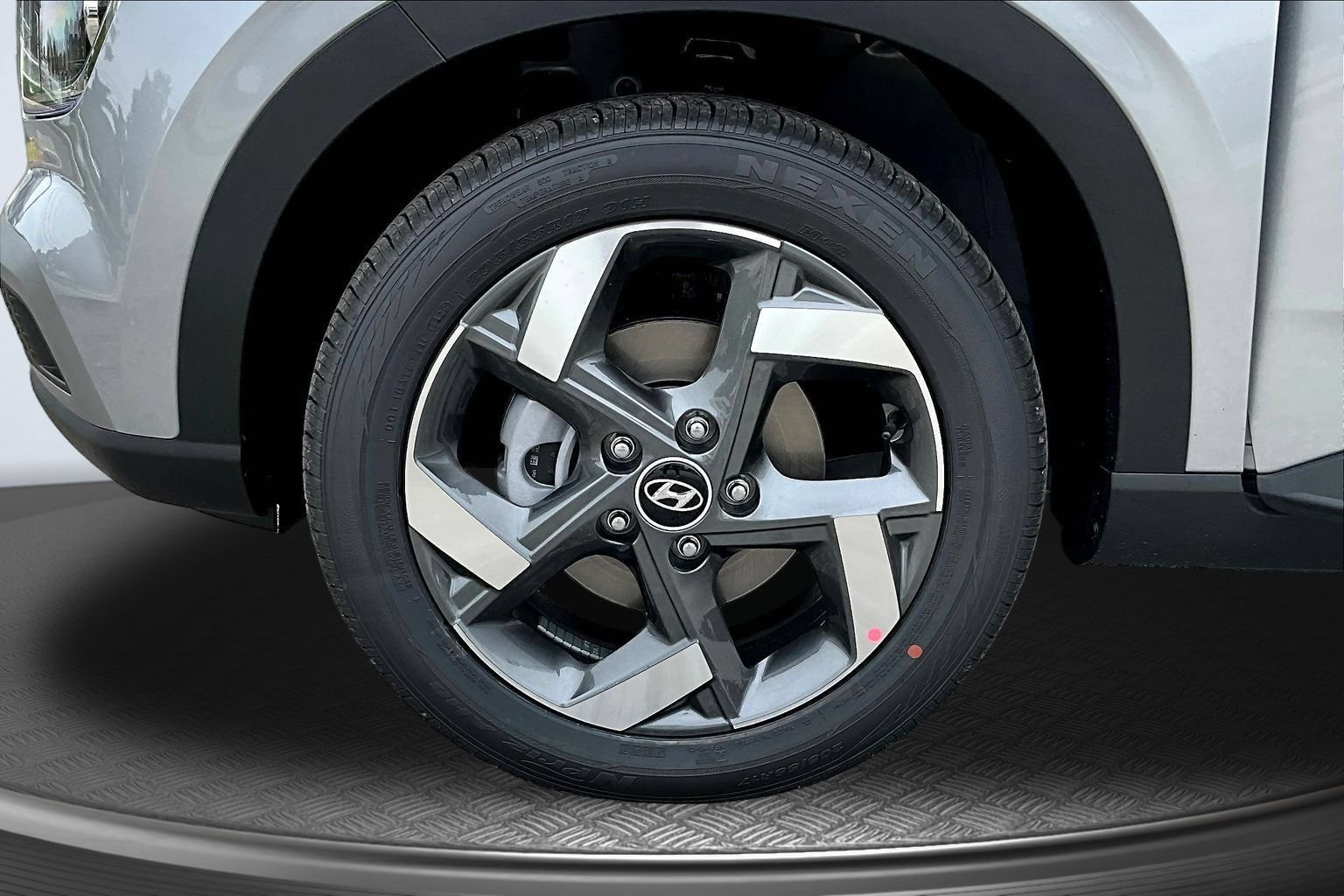 New 2026 Hyundai Venue SEL FWD image 16