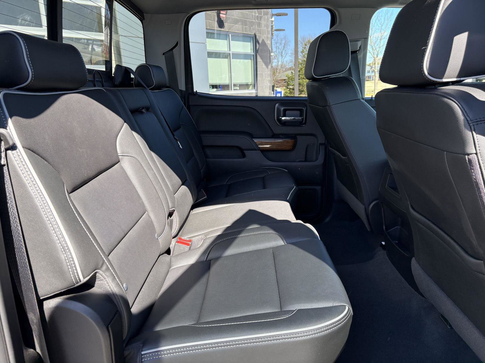 Used 2019 Chevrolet Silverado 3500 High Country image 21