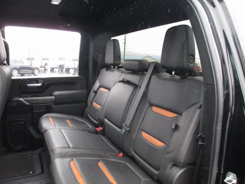 Used 2022 GMC Sierra 2500 AT4 w/ Gooseneck/5TH Wheel Package image 18