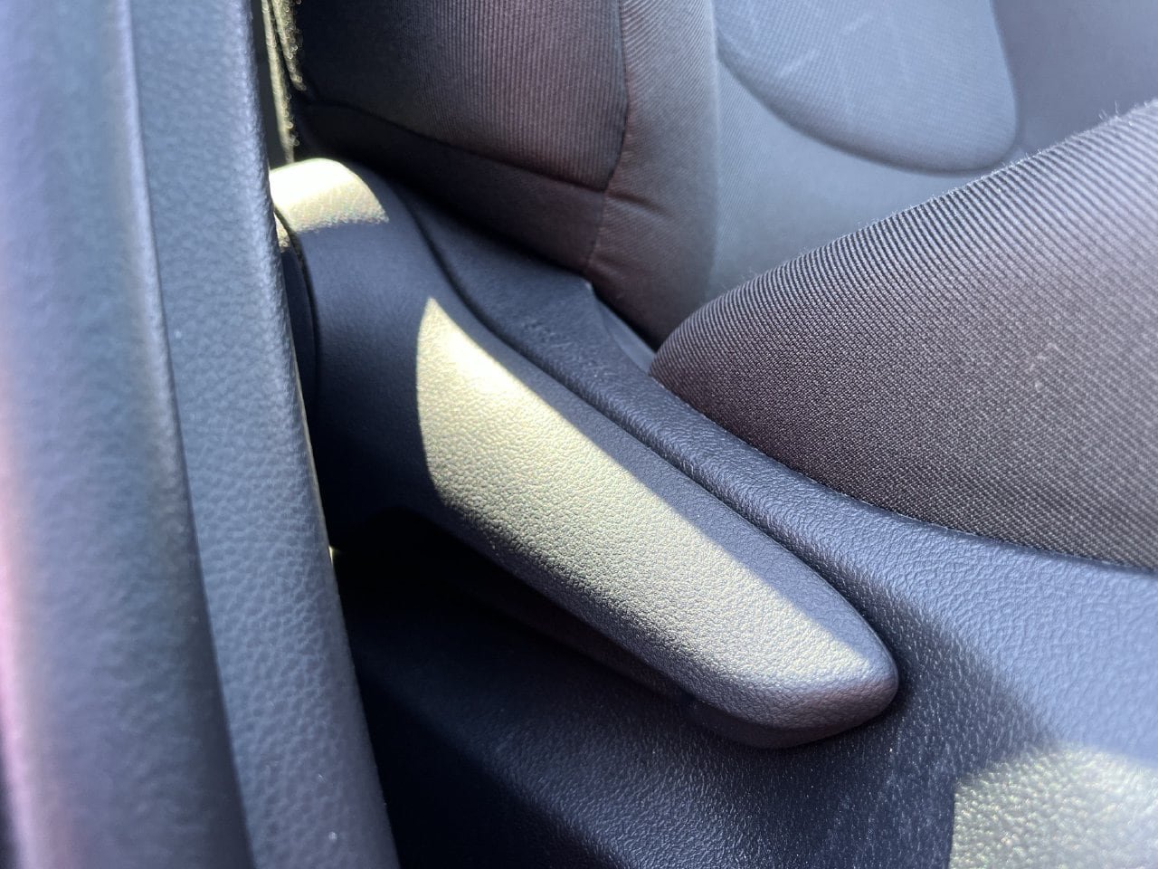 Used 2025 Toyota RAV4 XLE AWD/4WD image 26
