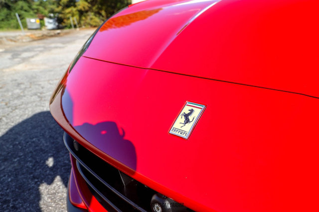 Used 2019 Ferrari Portofino image 47