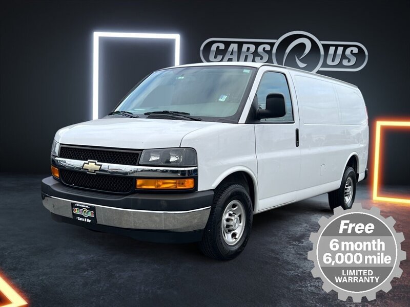 Used 2018 Chevrolet Express 2500 w/ Driver Convenience Package RWD image 1