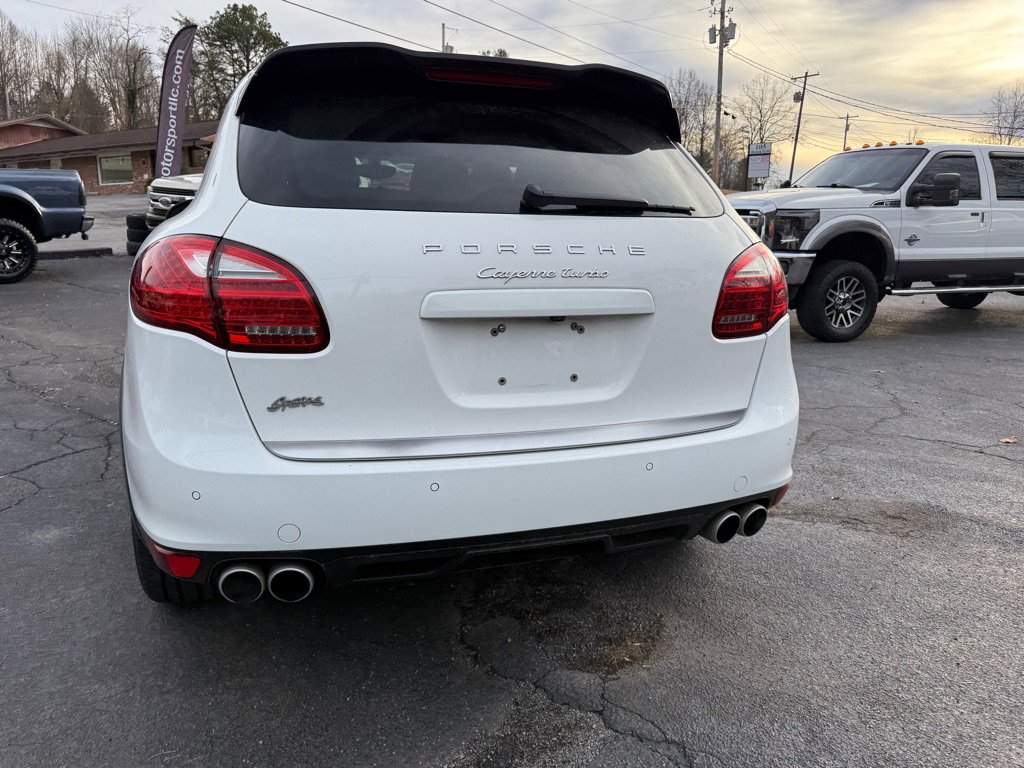 Used 2013 Porsche Cayenne Turbo w/ Premium Pkg Plus image 14