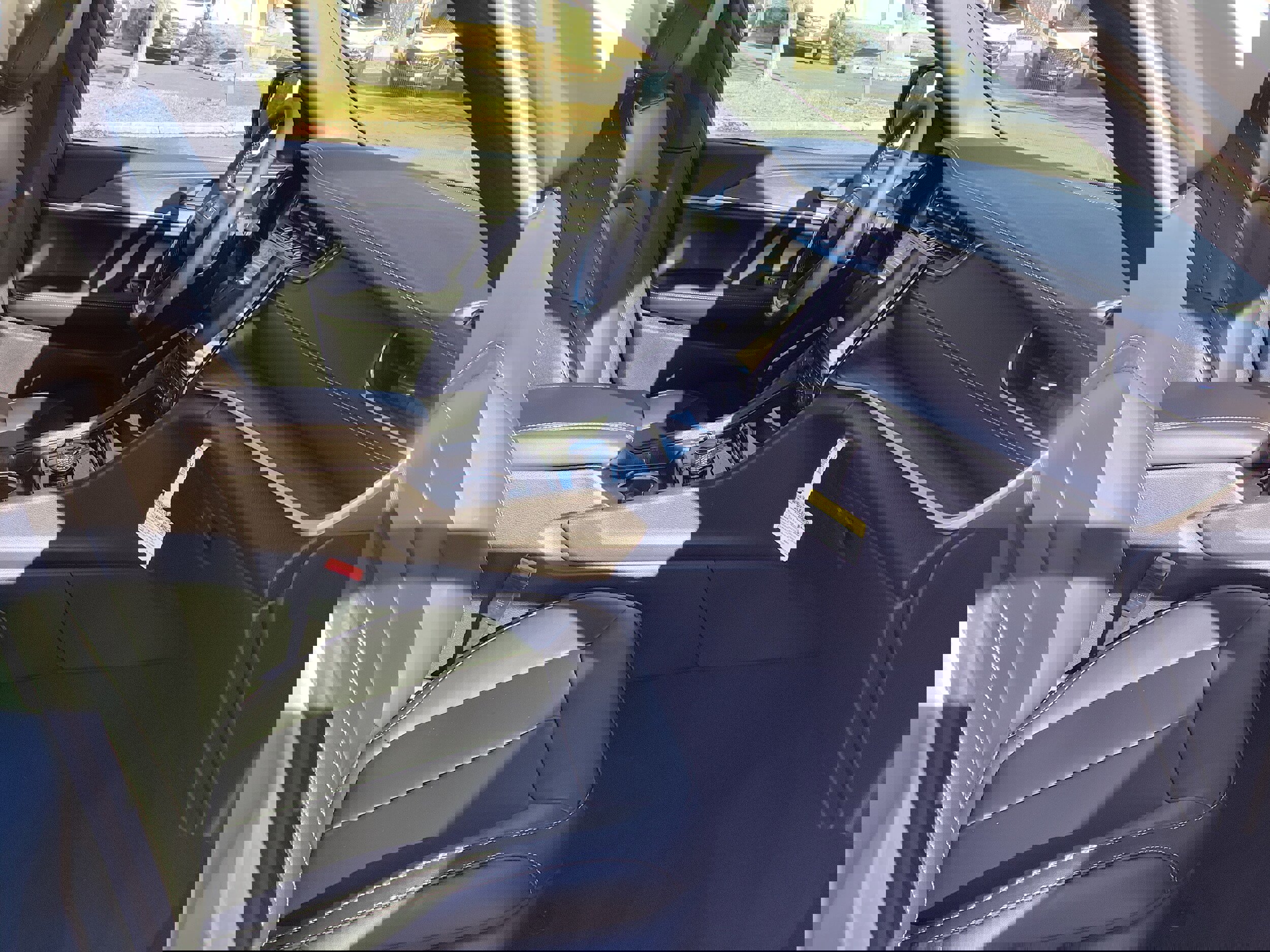 New 2025 Jeep Grand Cherokee L Limited w/ Black Appearance Package image 10