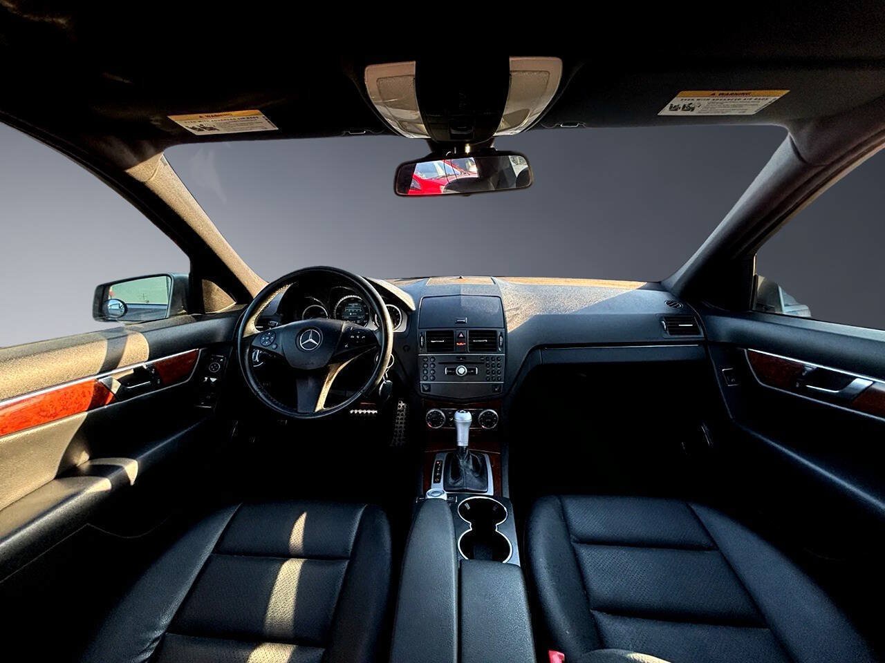 Used 2011 Mercedes-Benz C 300 Sedan image 7