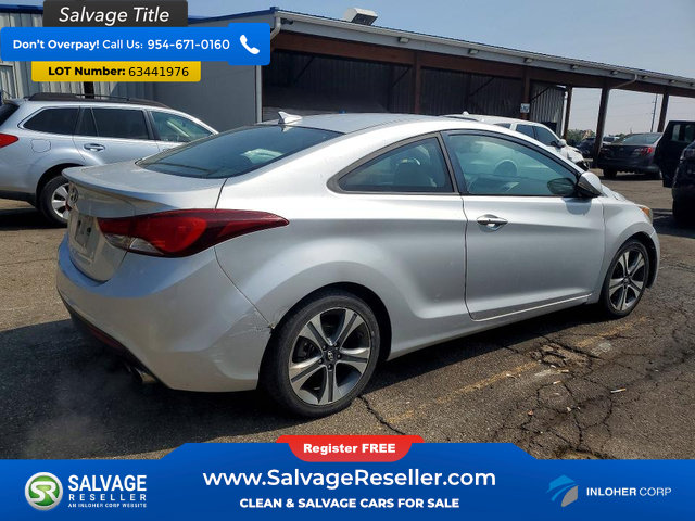 Used 2014 Hyundai Elantra w/ Option Group 2 FWD image 4