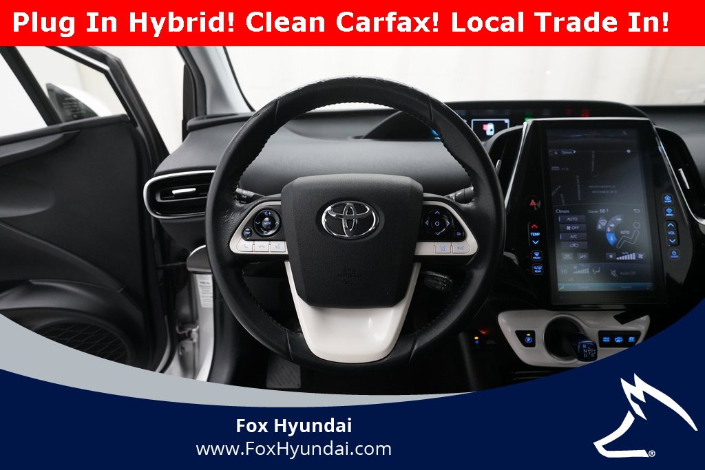 Used 2017 Toyota Prius Prime Premium image 4