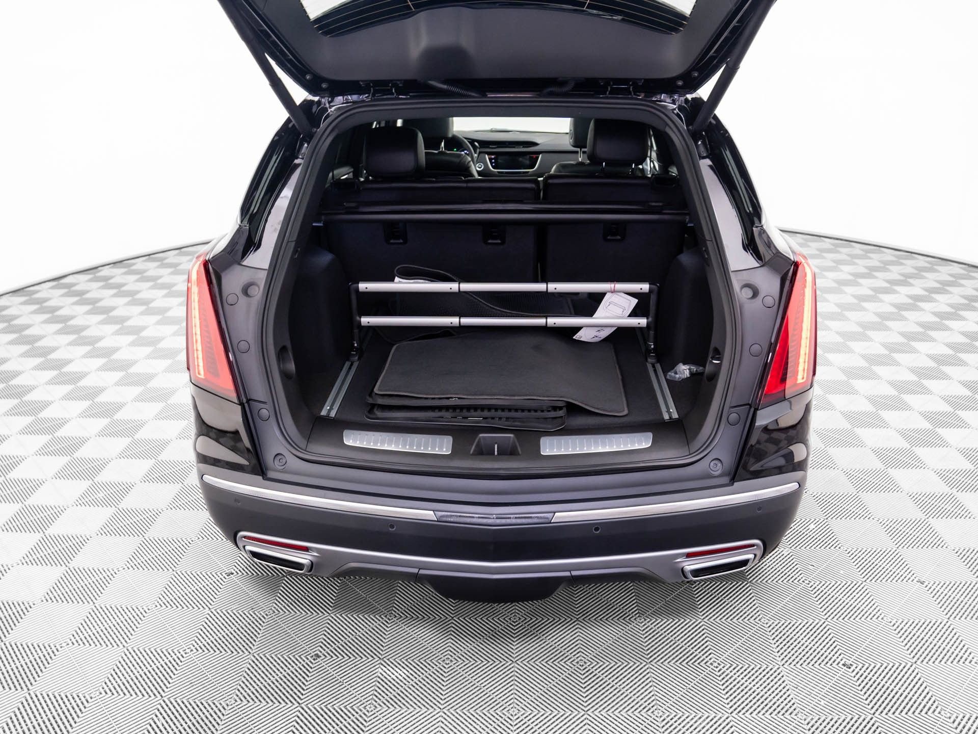 New 2025 Cadillac XT5 Premium Luxury w/ Technology Package image 32