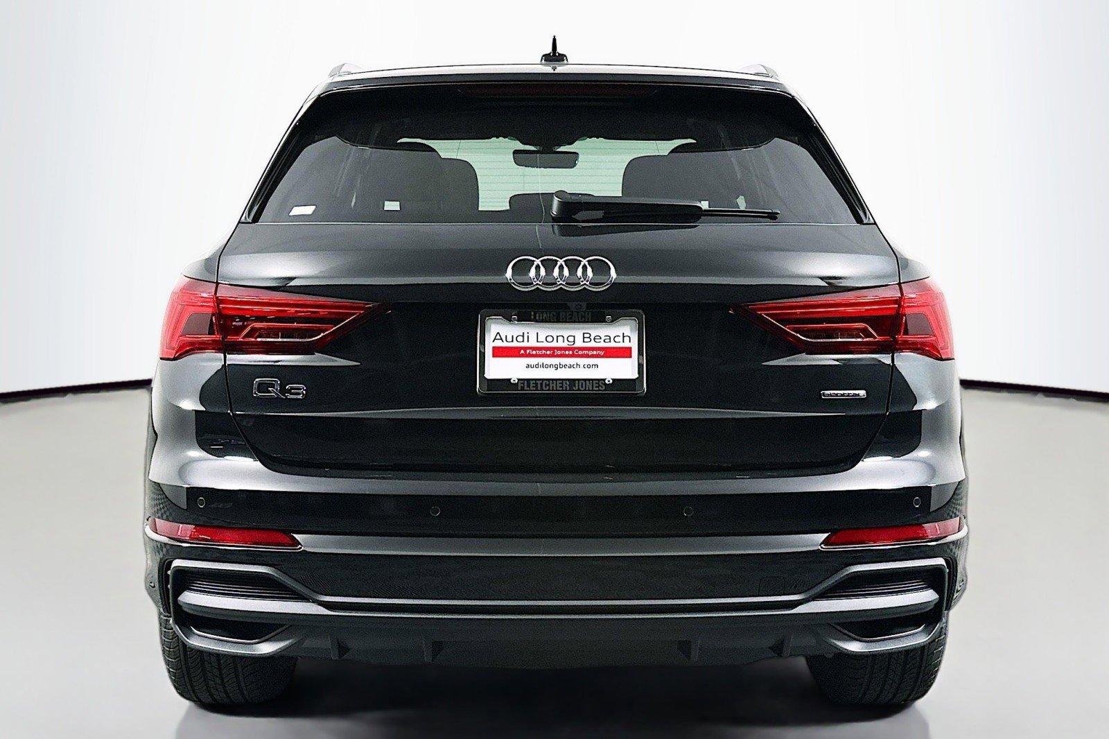 New 2025 Audi Q3 2.0T Premium image 3