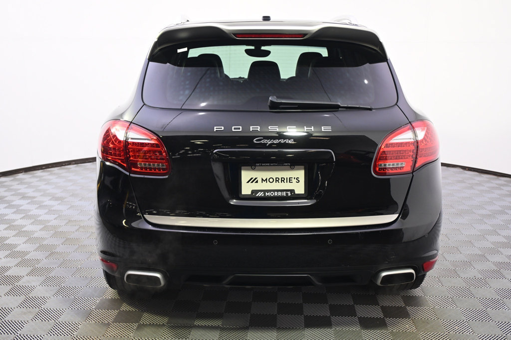 Used 2014 Porsche Cayenne Platinum Edition AWD/4WD image 5
