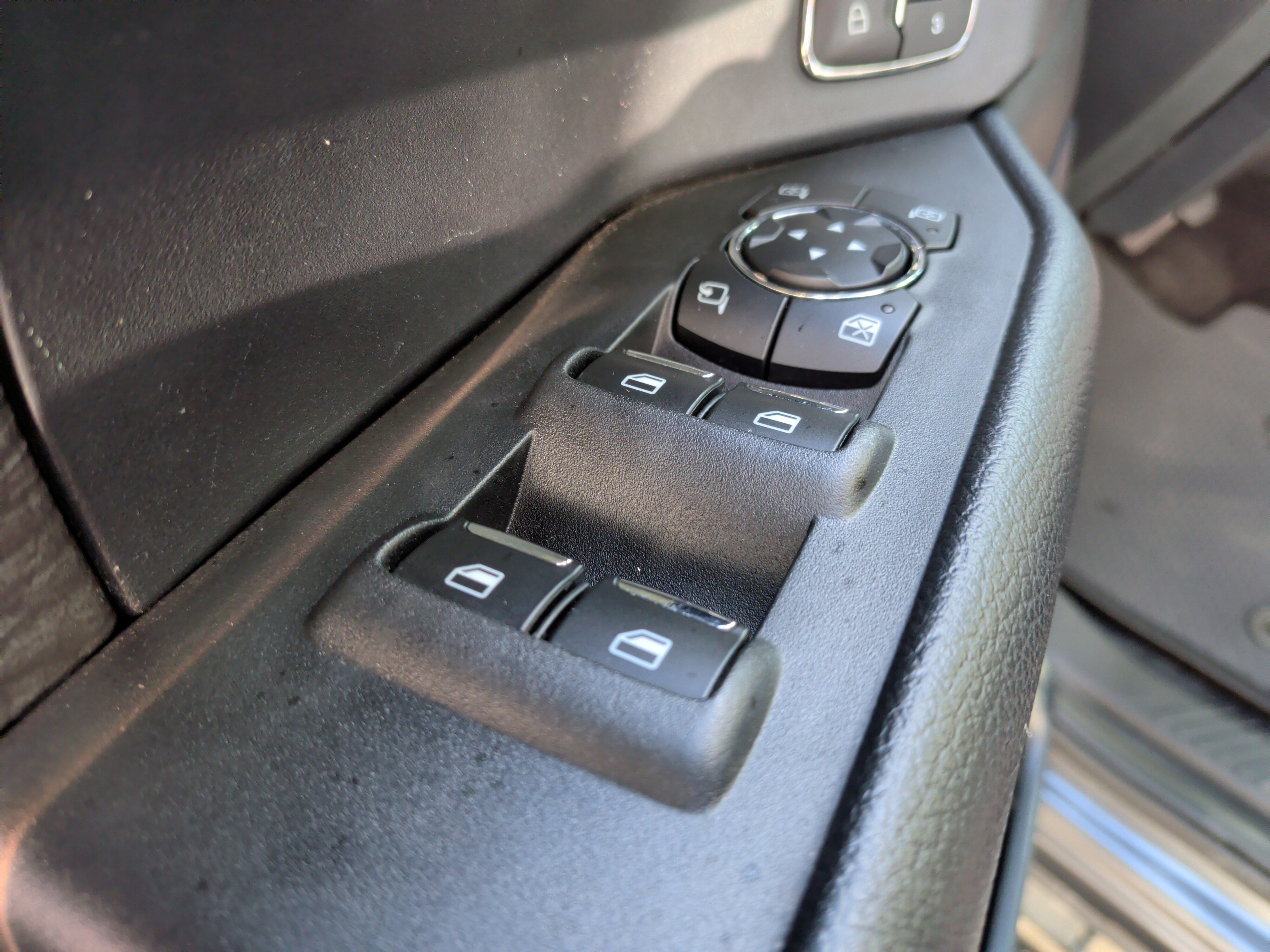 Used 2019 Ford Expedition Limited w/ Equipment Group 302A image 15