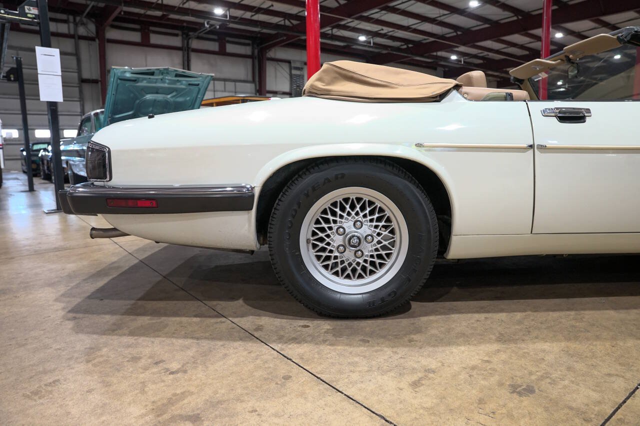 Used 1992 Jaguar XJS V12 Convertible RWD image 9