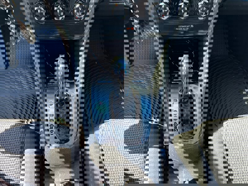 Used 2013 Volkswagen Golf 4-Door image 20