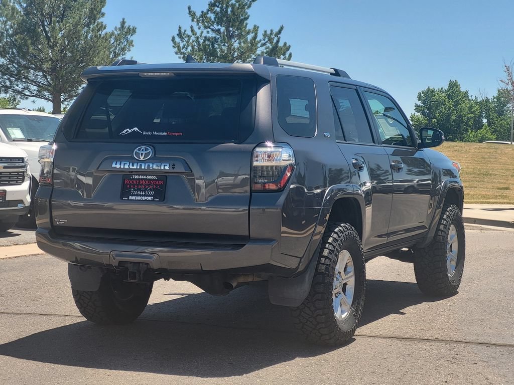 Used 2021 Toyota 4Runner SR5 Premium w/ Moonroof Package AWD/4WD image 4