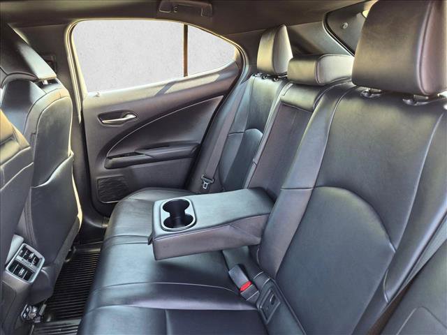 Used 2019 Lexus UX 250h w/ Premium Package AWD/4WD image 18
