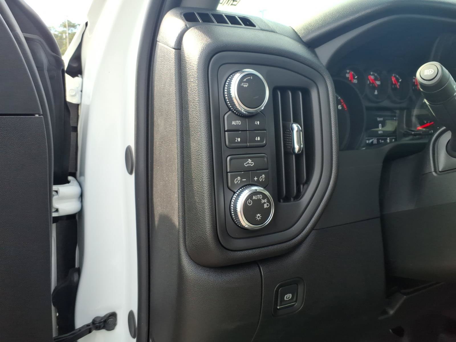 New 2026 GMC Sierra 1500 Pro w/ Pro Value Package AWD/4WD image 8