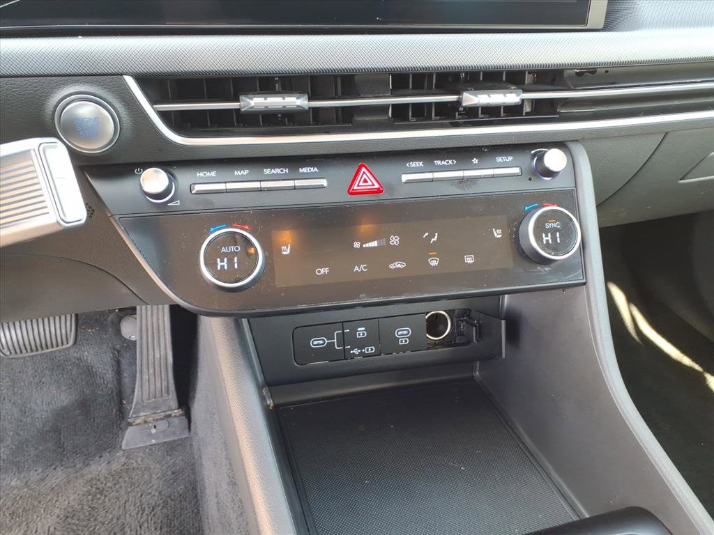 Used 2025 Hyundai Sonata SEL image 11