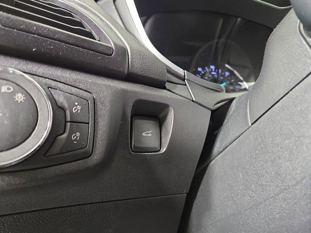 Used 2019 Ford Fusion Titanium image 28