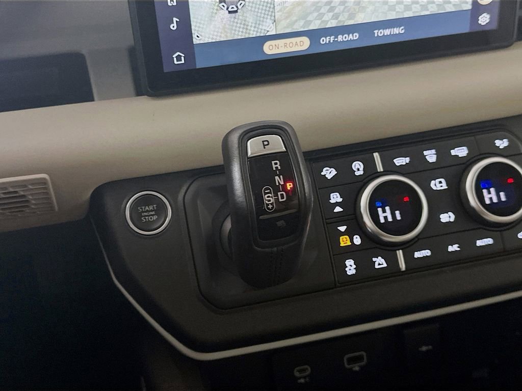 Used 2020 Land Rover Defender 110 S image 16