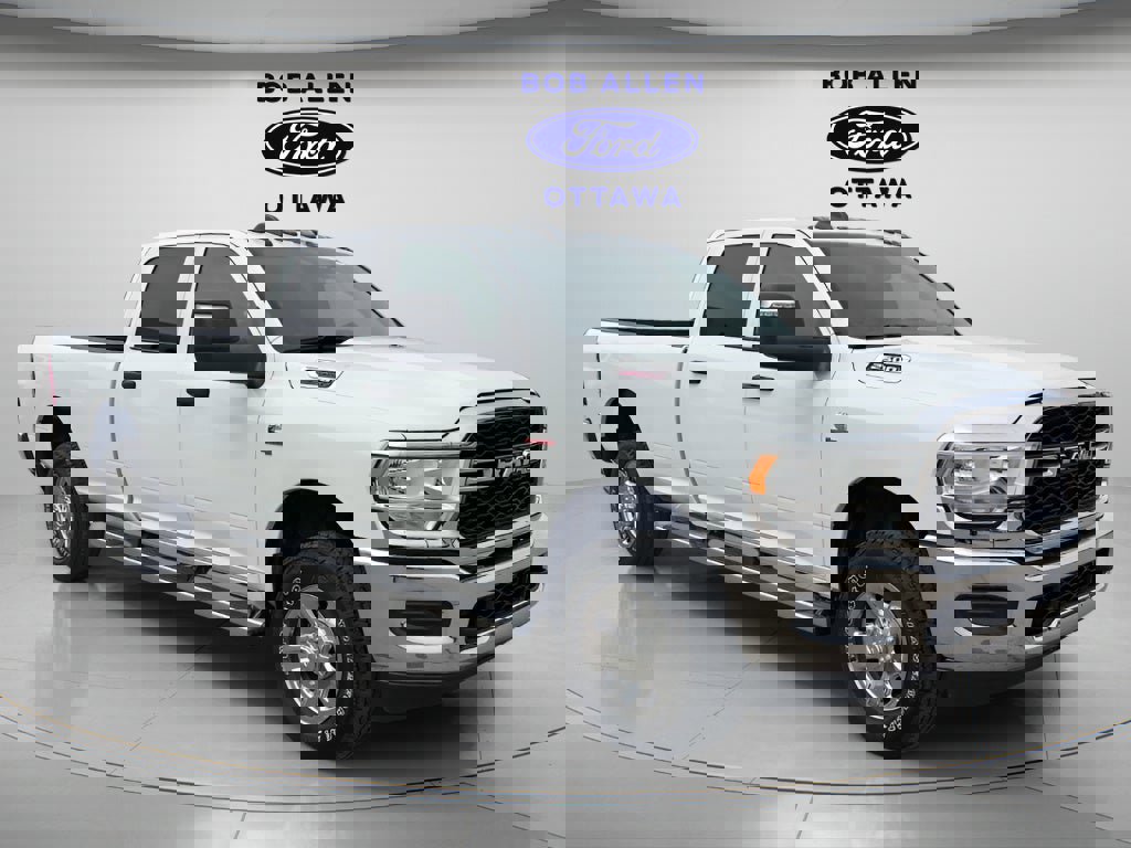 Used 2024 RAM 2500 Tradesman w/ Chrome Appearance Group image 2