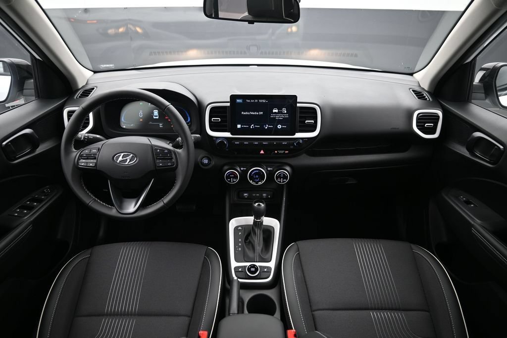 New 2026 Hyundai Venue SEL FWD image 12