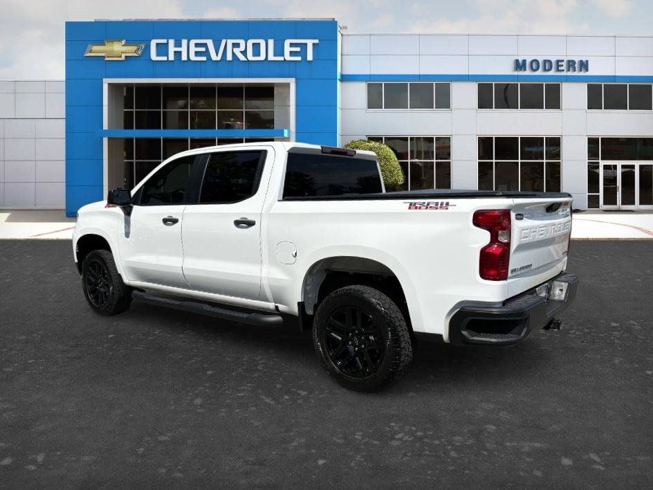 Used 2023 Chevrolet Silverado 1500 Custom Trail Boss AWD/4WD image 3