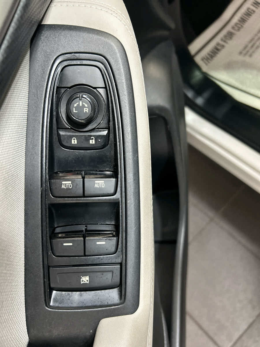 Used 2021 Subaru Forester Premium AWD/4WD image 25