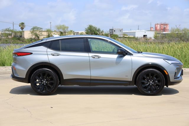 New 2026 Buick Envista Sport Touring image 4