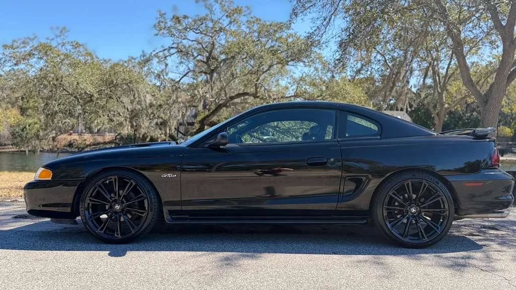 Used 1998 Ford Mustang GT RWD image 9