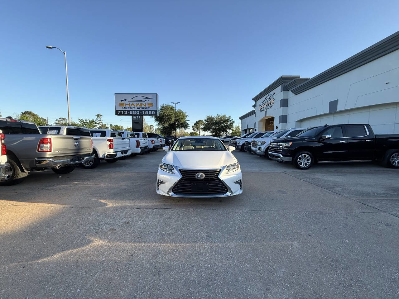 Used 2018 Lexus ES 350 w/ Premier Package FWD image 41
