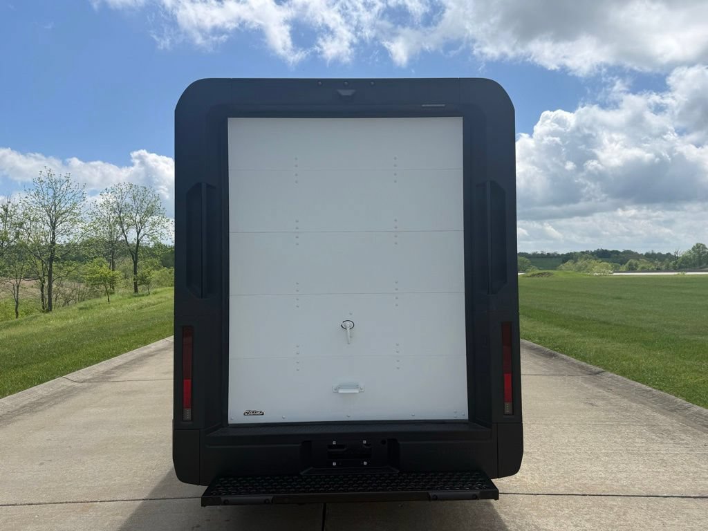 Used 2024 Chevrolet Brightdrop 600 w/ Commercial Equipment Package AWD/4WD image 4